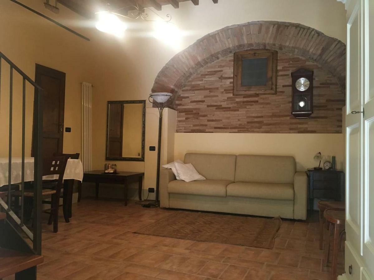 Loft De' Riccardi Διαμέρισμα Chianni Εξωτερικό φωτογραφία