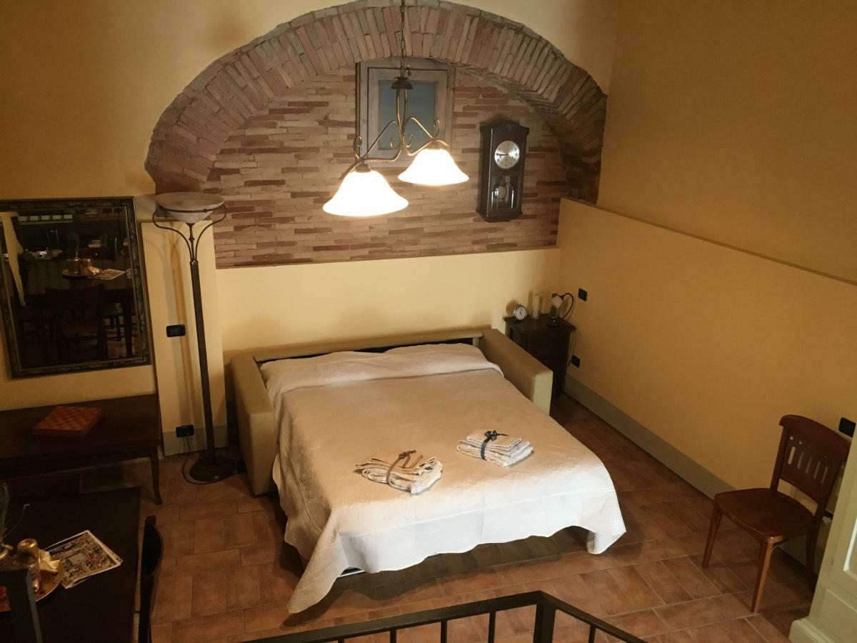 Loft De' Riccardi Διαμέρισμα Chianni Εξωτερικό φωτογραφία